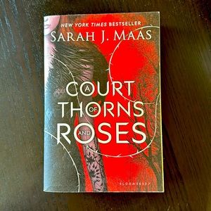 A Court of Thorns And Roses (ACOTAR) by Sarah Maas Original 1st edition cover
